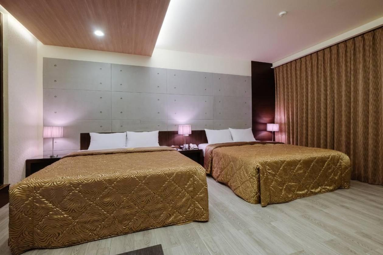 Foxdou Business Motel Tainan Exterior foto